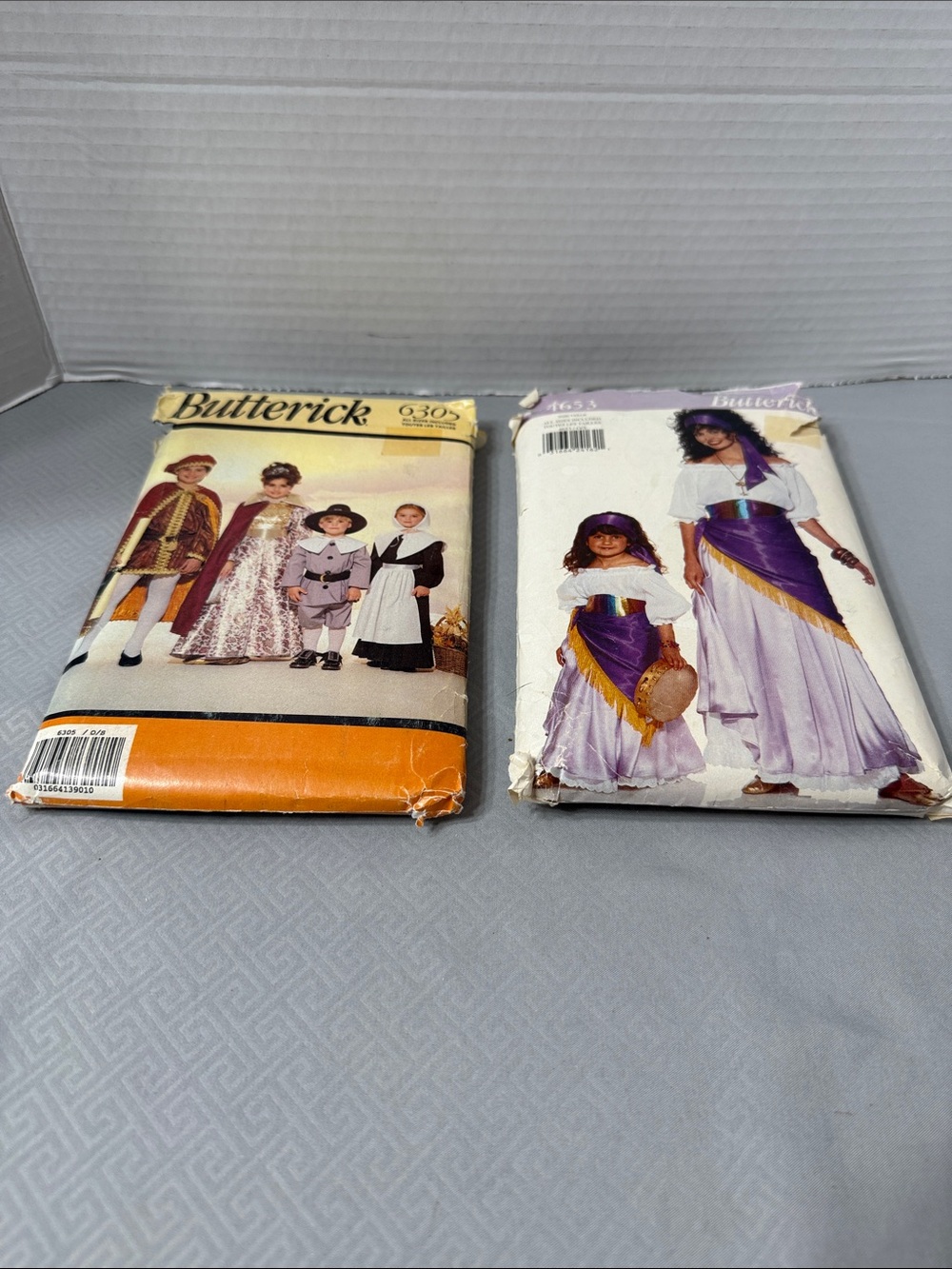 2 Costume Sewing Patterns Butterick 4653 Gyspy Esmeralda 6305  Pilgrims Royalty